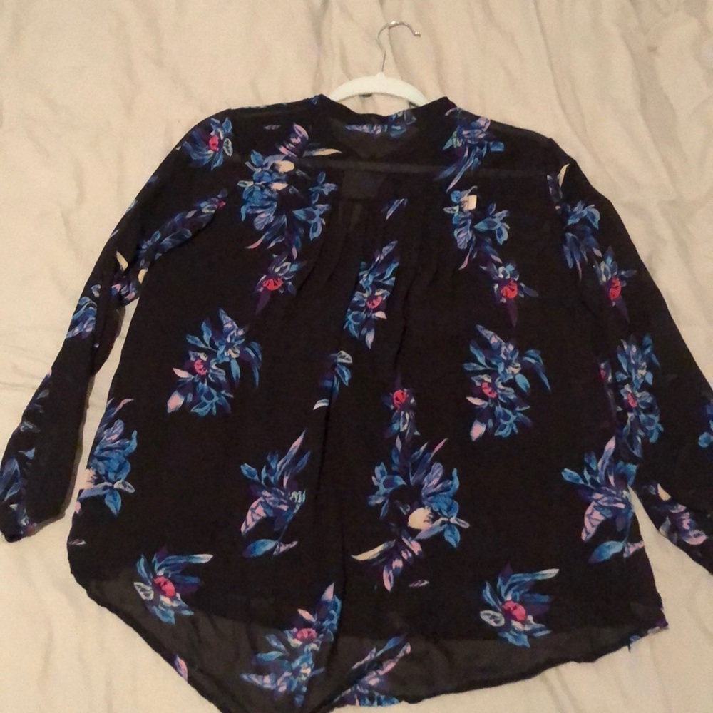 Floral blouse - Picture 3 of 3